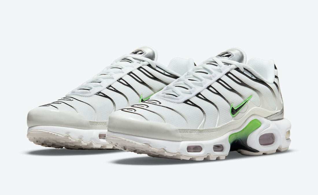 Air Max Plus 'White Green Strike' DN6997-100